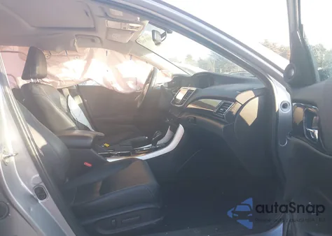 2016 Honda Accord Ex-L z USA, uszkodzony, nr VIN 1HGCR2F86GA088683